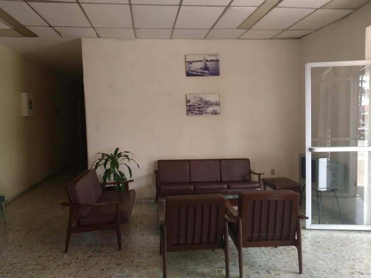Hotel Oliden Коацакоалкос Екстериор снимка